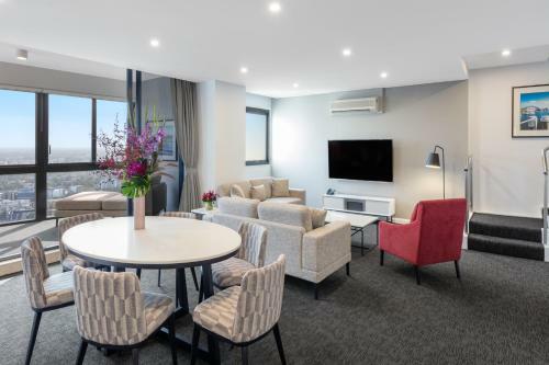 Hotel Meriton Kent Street