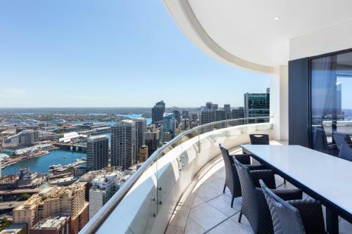 Hotel Meriton Kent Street