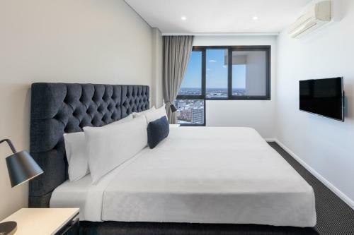 Hotel Meriton Kent Street