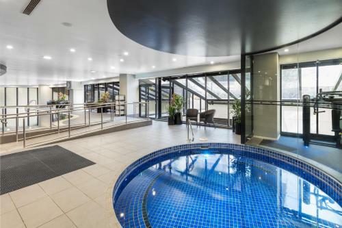 Hotel Meriton Kent Street