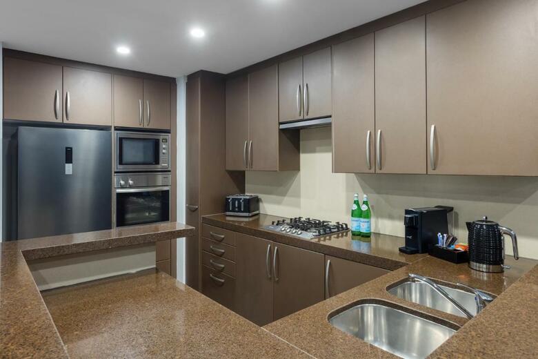 Hotel Meriton Serviced Apartments-world Tower