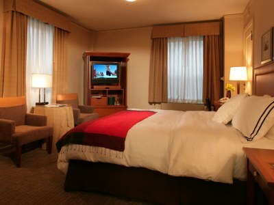 Executive Hotel Pacific