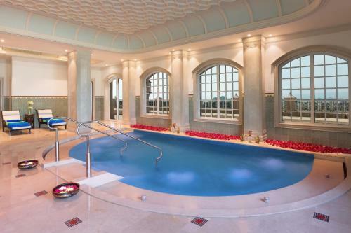 Hotel Itc Grand Bharat, A Luxury Collection Retreat.