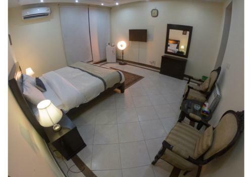 Hostal Harvey's Guest House