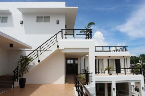 Aparthotel Be-ing Resort House