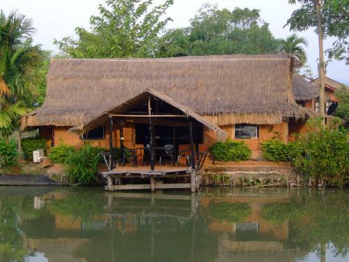 Hotel Ban Din Resort Chiang Rai