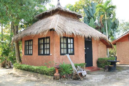 Hotel Ban Din Resort Chiang Rai