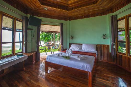 Hotel Yataa Island Resort