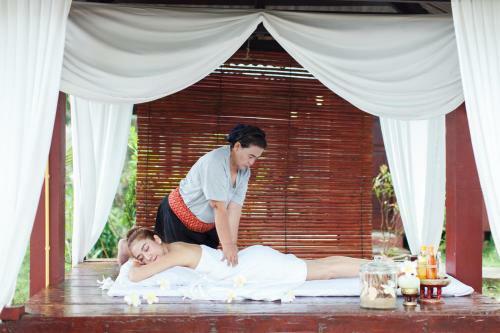 Hotel Yataa Island Resort