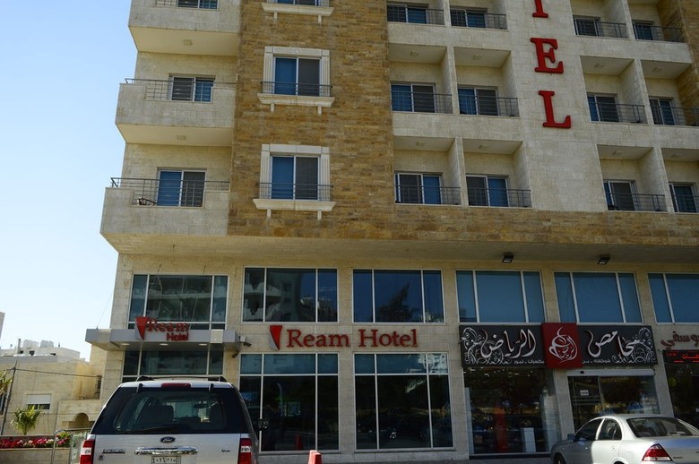 Ream Hotel