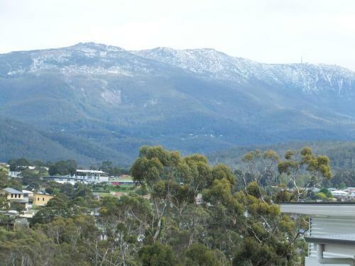Hobart Villa