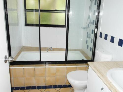 Apartamentos Cylinder Cove 8