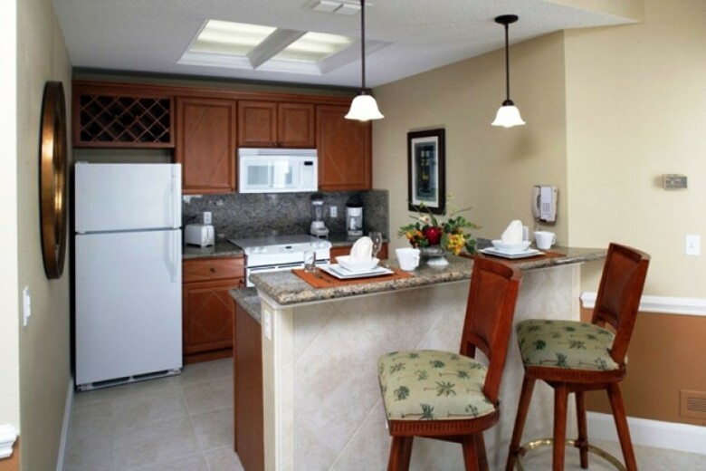 Hotel Cypress Pointe Resort