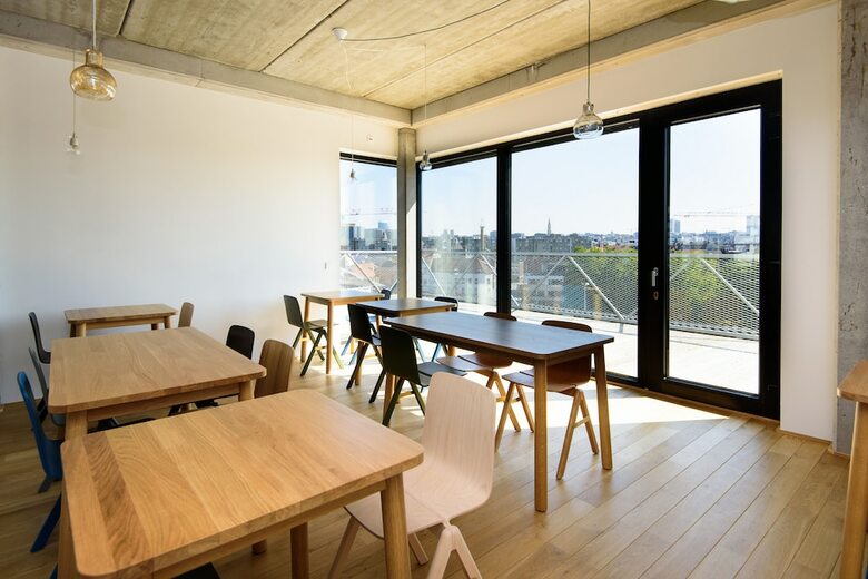 Hotel H�tel Belvue