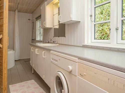 Three-bedroom Holiday Home In R�m� 11