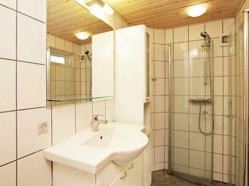 Three-bedroom Holiday Home In R�m� 47