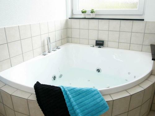 Three-bedroom Holiday Home In Hals 30