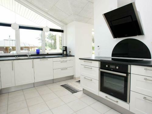 Three-bedroom Holiday Home In Hals 30