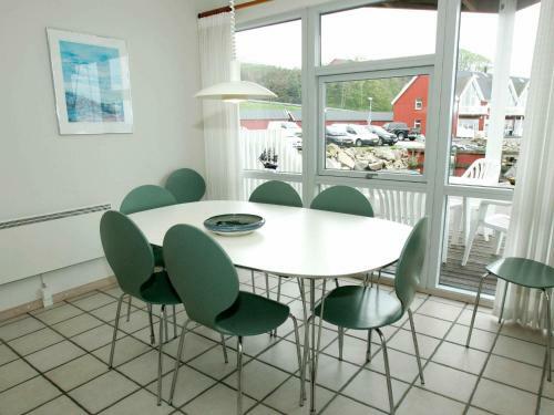 Three-bedroom Holiday Home In Hasle 1