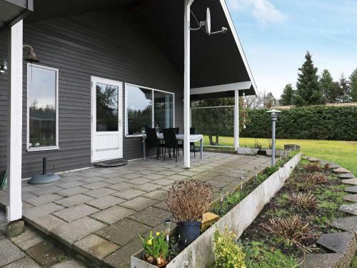 Two-bedroom Holiday Home In Hals 22