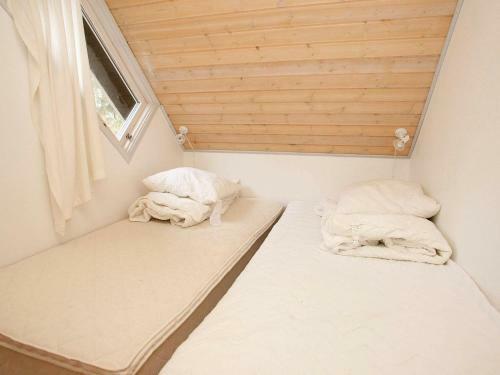 Four-bedroom Holiday Home In Hals 12