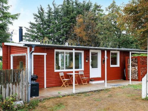 Three-bedroom Holiday Home In Roslev 4