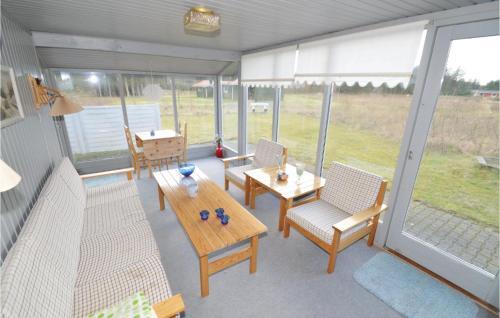 Three-bedroom Holiday Home L�kken With A Fireplace 05