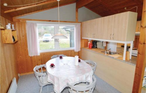 Three-bedroom Holiday Home L�kken With A Fireplace 05