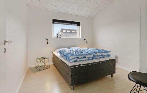Three-bedroom Holiday Home L�kken With A Fireplace 07