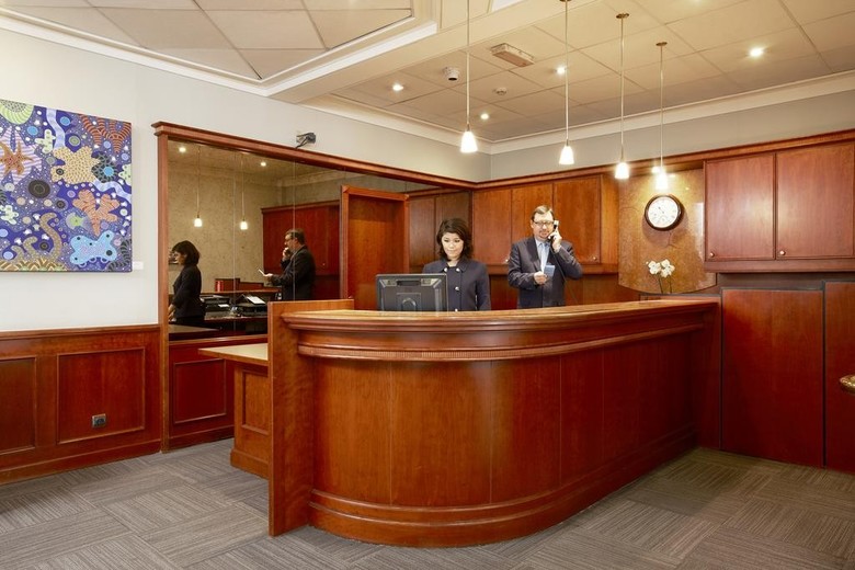 Hotel NH Brussels St�phanie