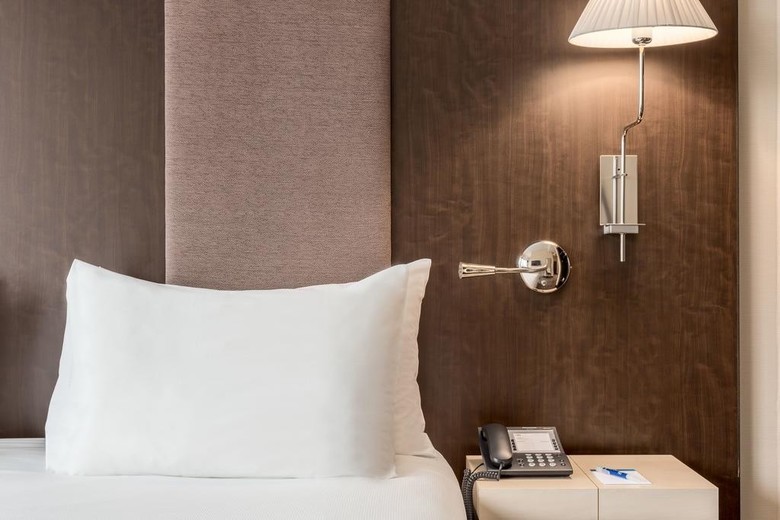 Hotel NH Brussels St�phanie