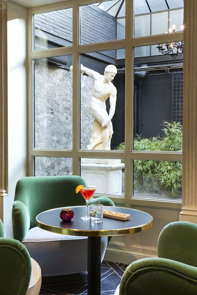 Hotel Warwick Barsey