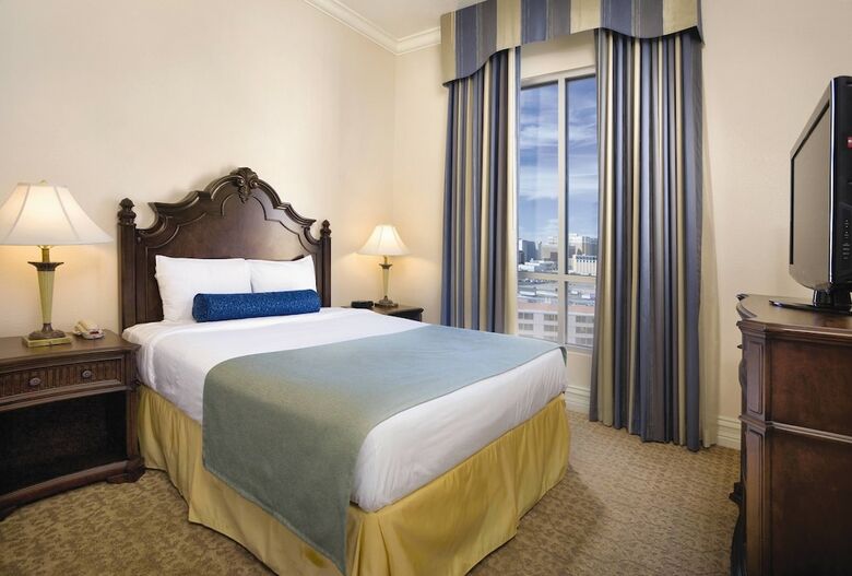 Hotel Grand Desert Resort