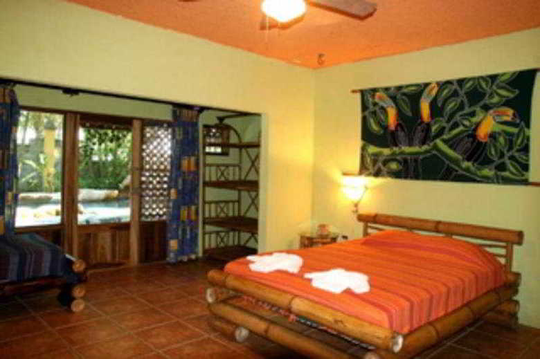 Totem Hotel Resort & Restaurant