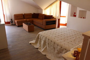 Hotel Korsan Ada - Don't Use