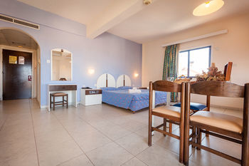 Hotel Crown Resorts Elamaris