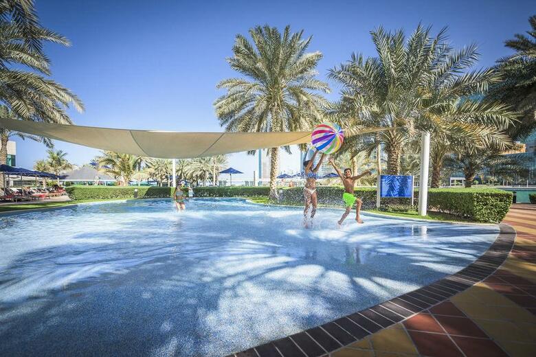 Hotel Beach Rotana Abu Dhabi