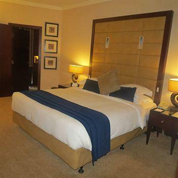 Hotel Beach Rotana Abu Dhabi