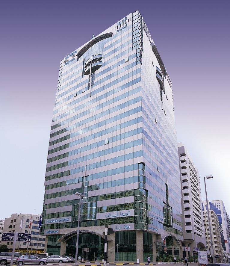 Hotel Al Maha Rotana Suites
