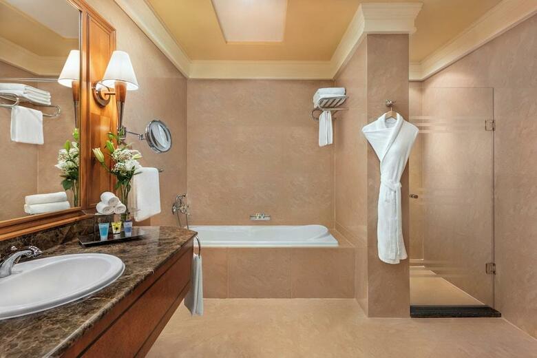 Hotel Al Raha Beach