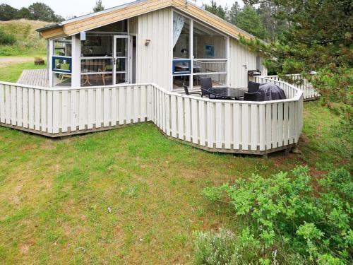 Four-bedroom Holiday Home In Bindslev 4