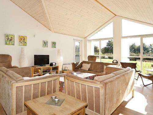 Four-bedroom Holiday Home In Hadsund 13