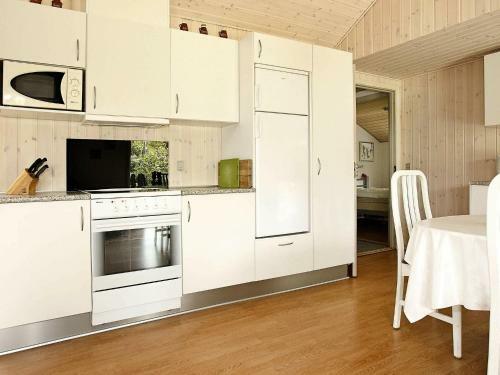 Three-bedroom Holiday Home In Hadsund 39