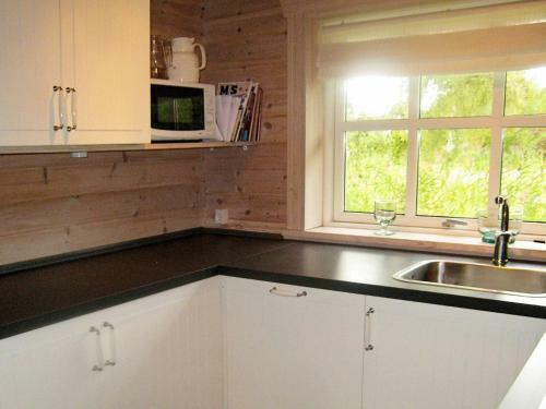 Three-bedroom Holiday Home In Skibby 3