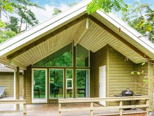 Three-bedroom Holiday Home In Nex� 8