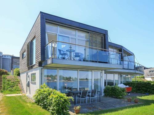 Three-bedroom Holiday Home In Stege 7