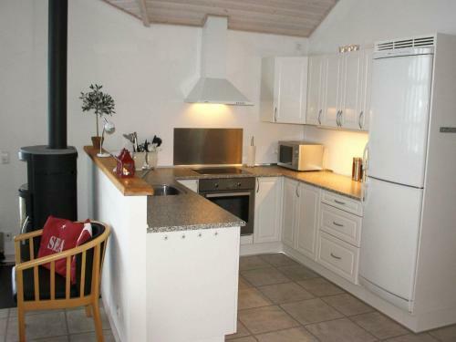 Four-bedroom Holiday Home In L�gst�r 3