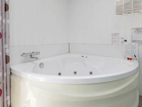 Three-bedroom Holiday Home In Vestervig 9