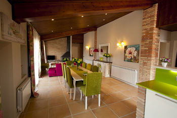 Agroturismo Casa Tapioles