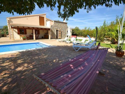 Cozy Mansion With Swimming Pool In Buger Majorca